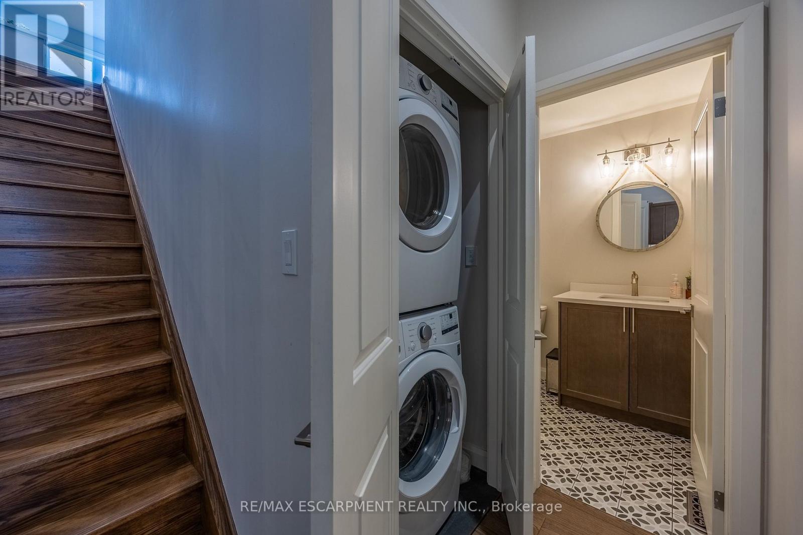 #7 5 OLD HAMILTON ROAD - 13