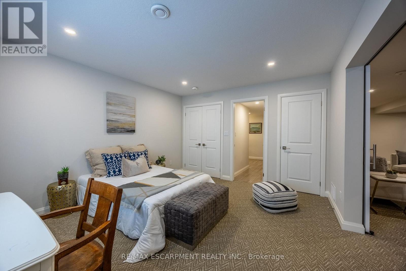 #7 5 OLD HAMILTON ROAD - 26