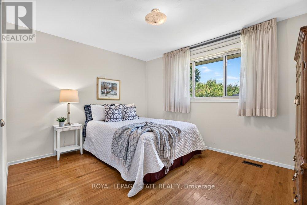 36 GRAY ROAD - 27