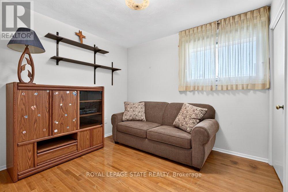 36 GRAY ROAD - 28