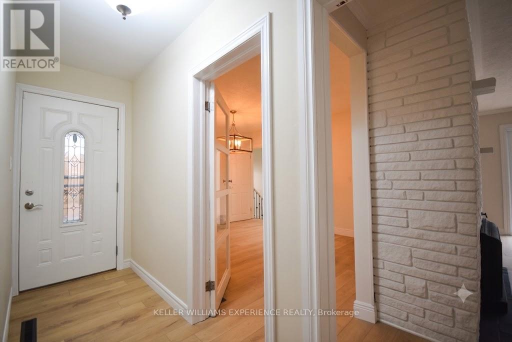 59 WILTSHIRE DRIVE - 24