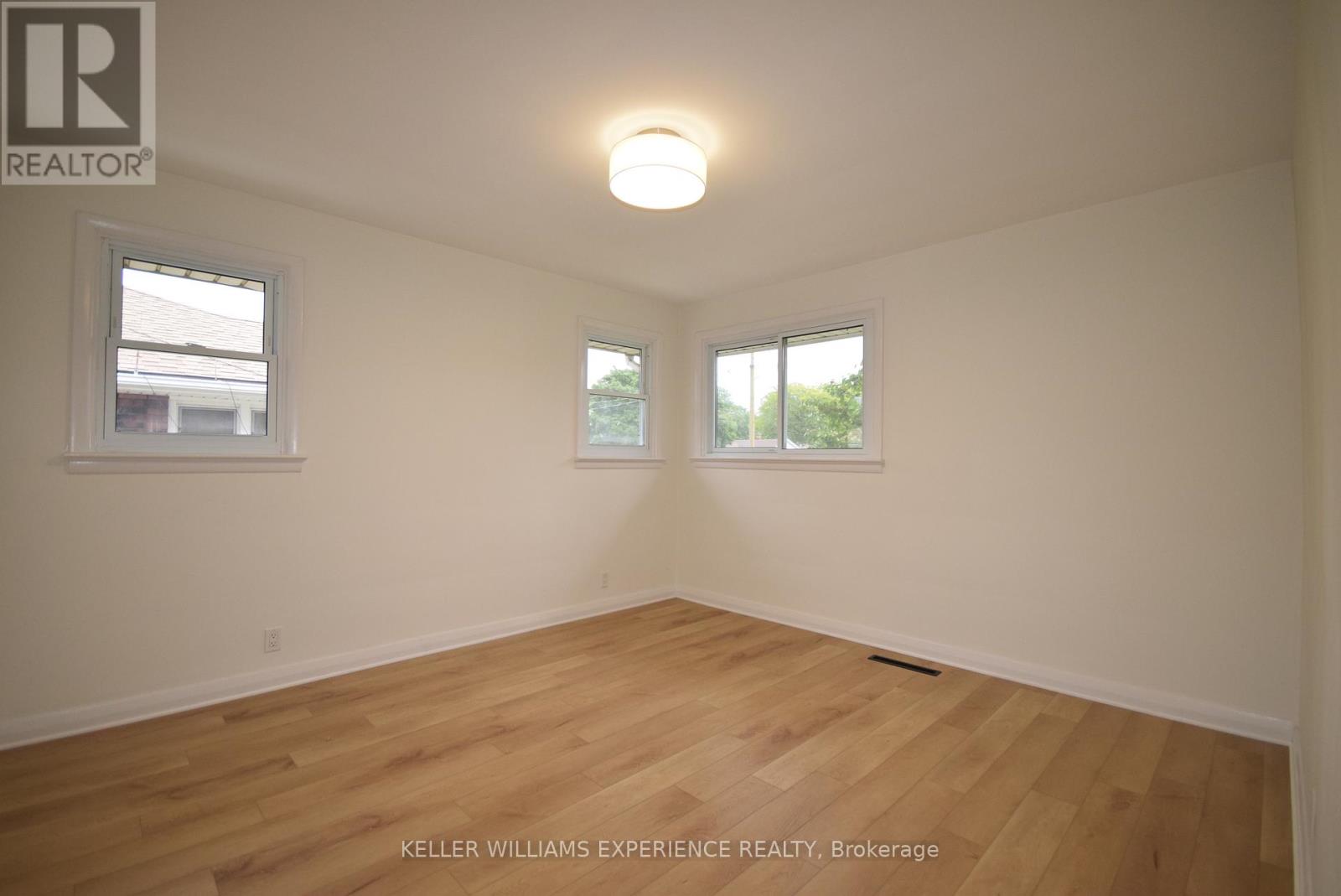 59 WILTSHIRE DRIVE - 25