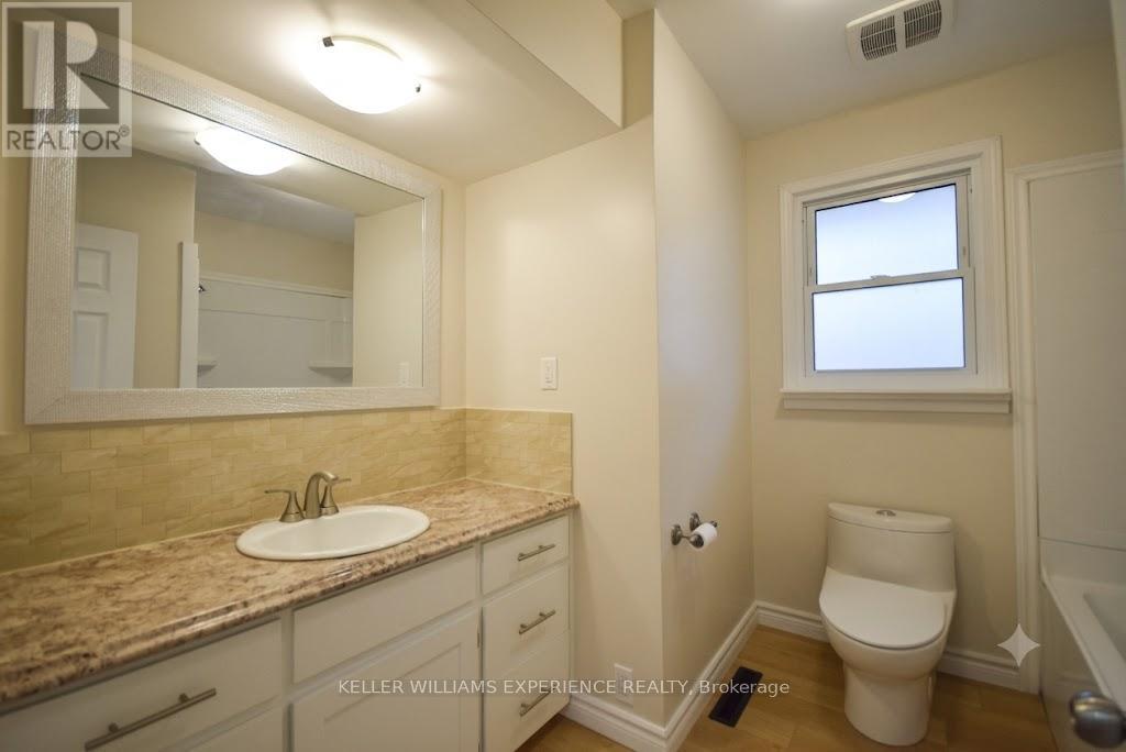 59 WILTSHIRE DRIVE - 34