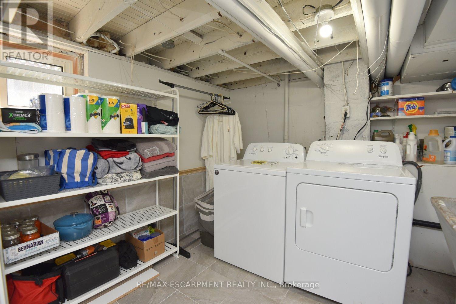 56 BARONS AVENUE N - 30