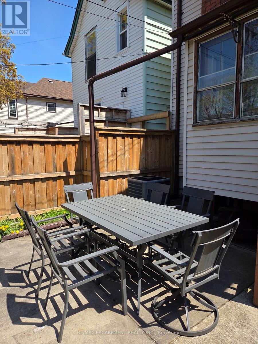 125 CAVELL AVENUE - 24