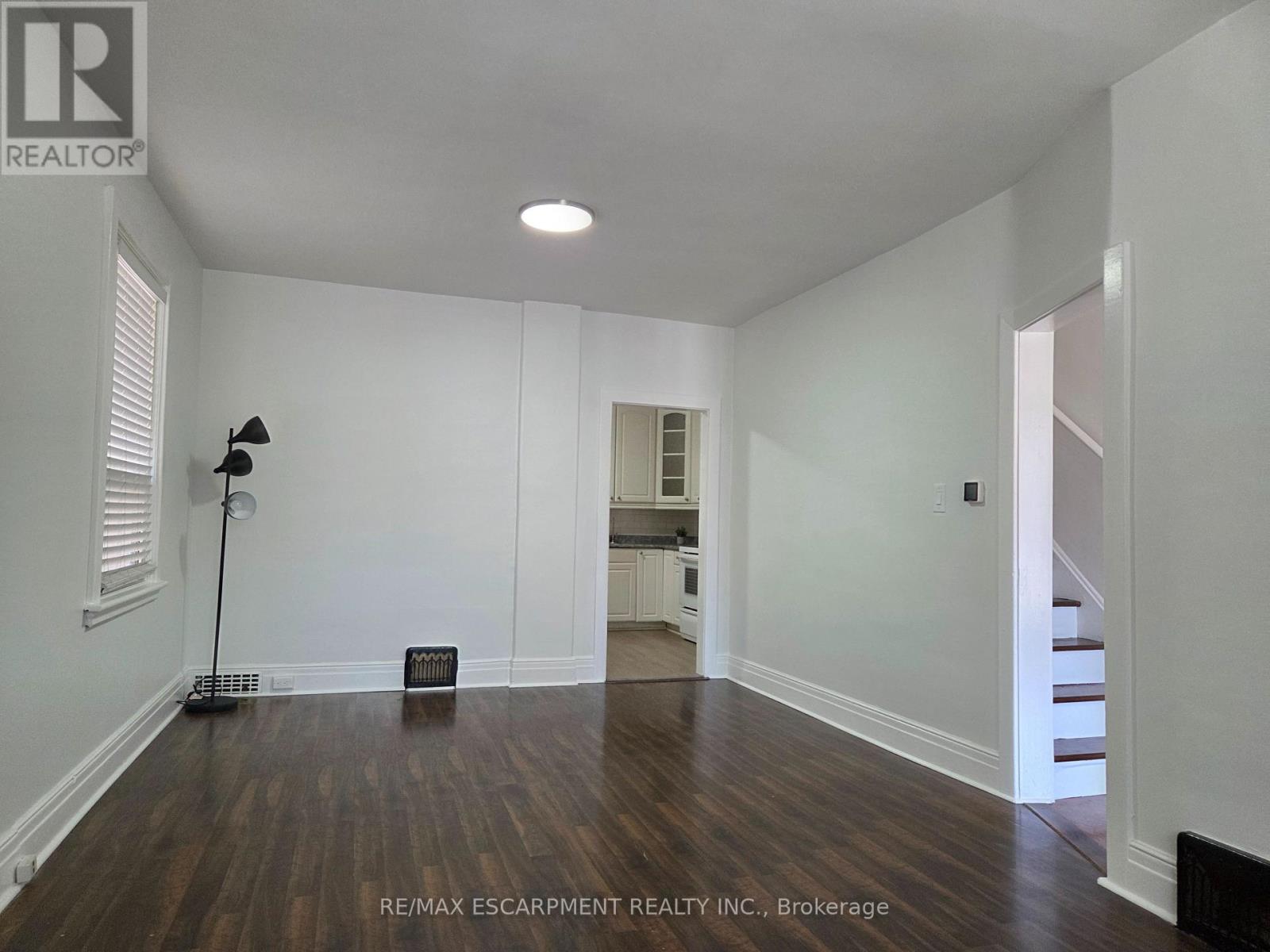 125 CAVELL AVENUE - 6