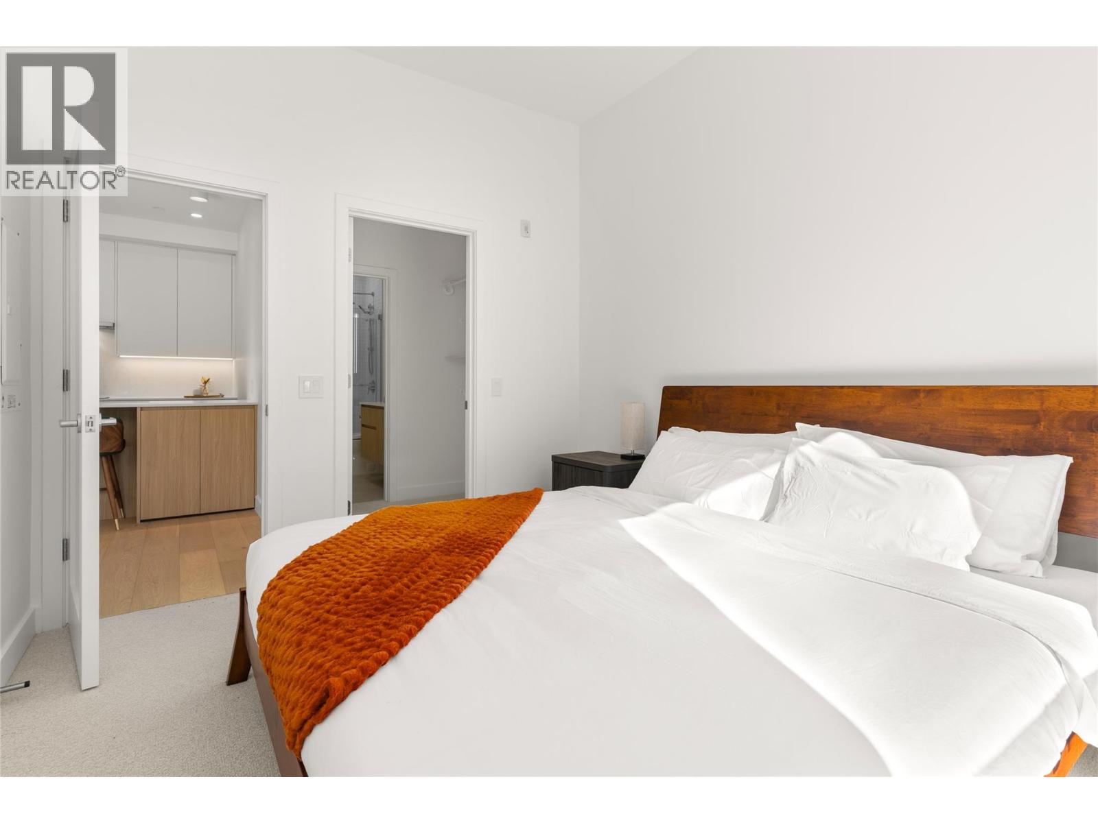 #1406 1702 Coursier Avenue - 13