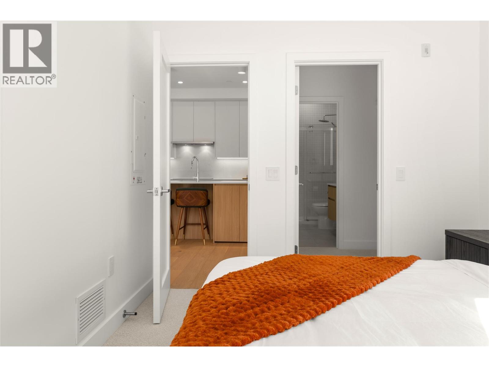 #1406 1702 Coursier Avenue - 14