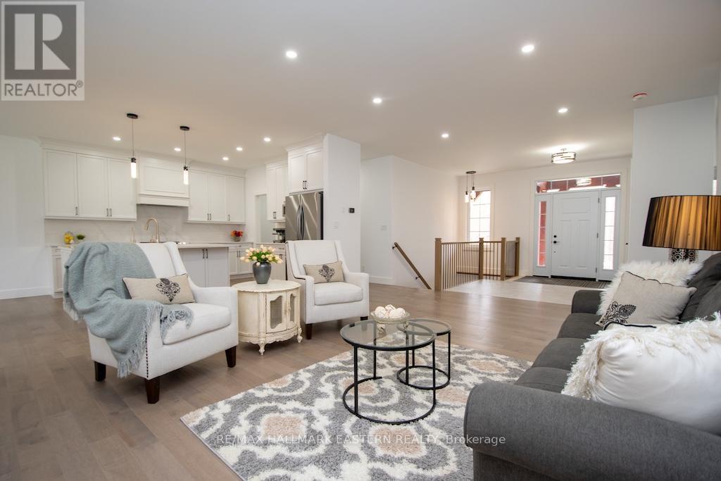 11 MAPLEWOOD COURT - 43