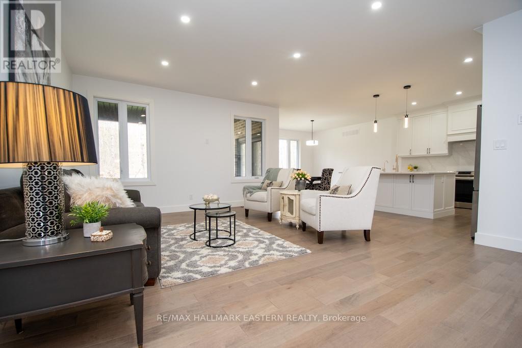 11A MAPLEWOOD COURT - 10