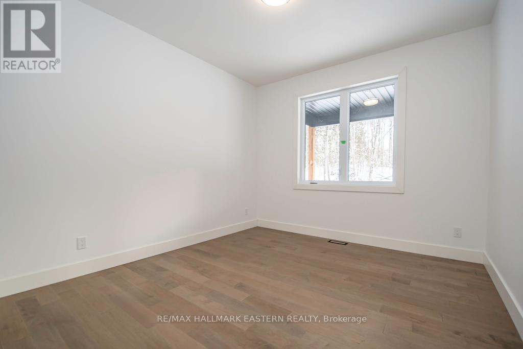 11A MAPLEWOOD COURT - 30