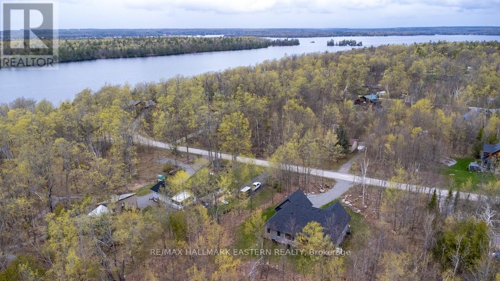 11A MAPLEWOOD COURT - 45