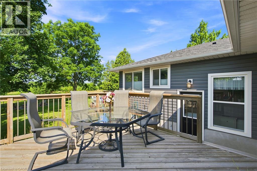 31 ALGONQUIN Avenue - 36