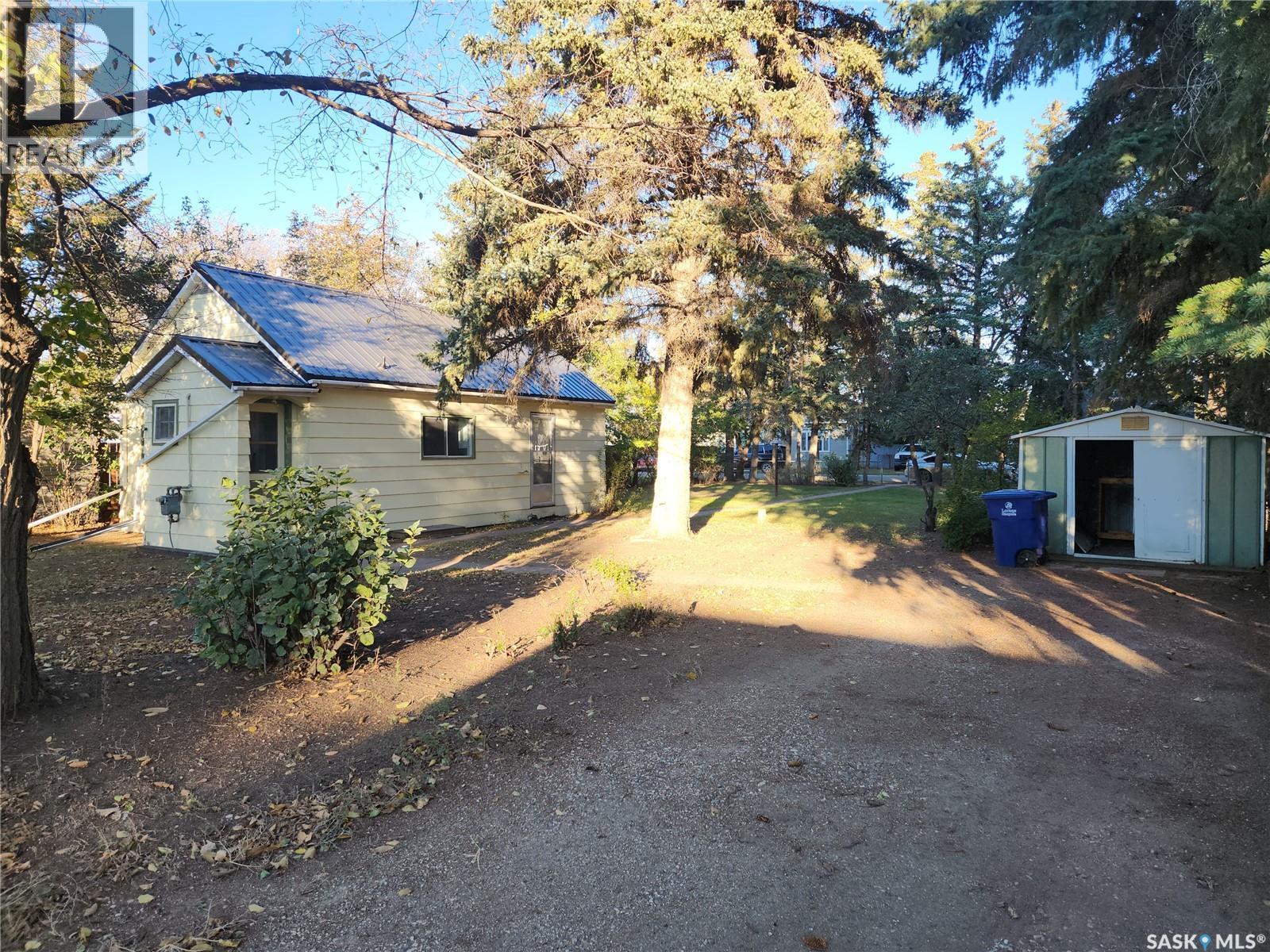 308 Pangman STREET - 13
