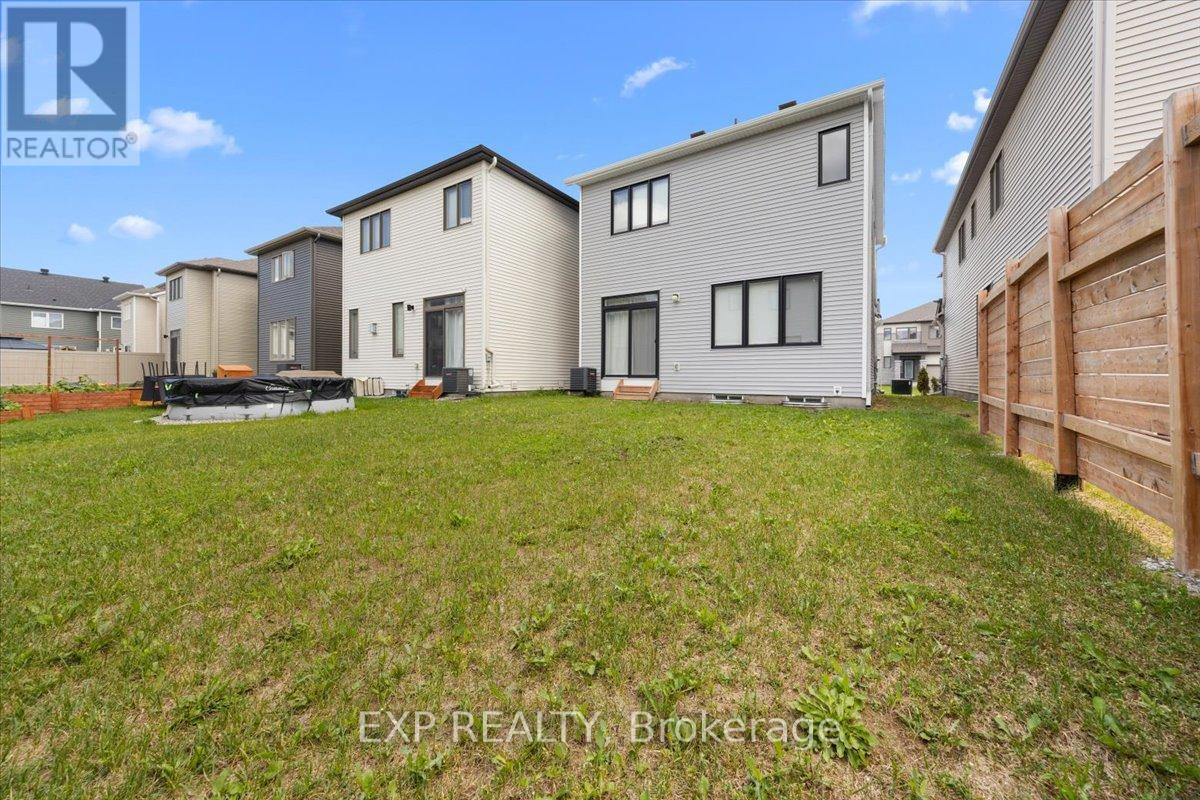 3 Bed, 3 Bath House for Sale in Ottawa – 199 YEARLING CIRCLE, Ottawa – MLS# X13490496 - Image 35