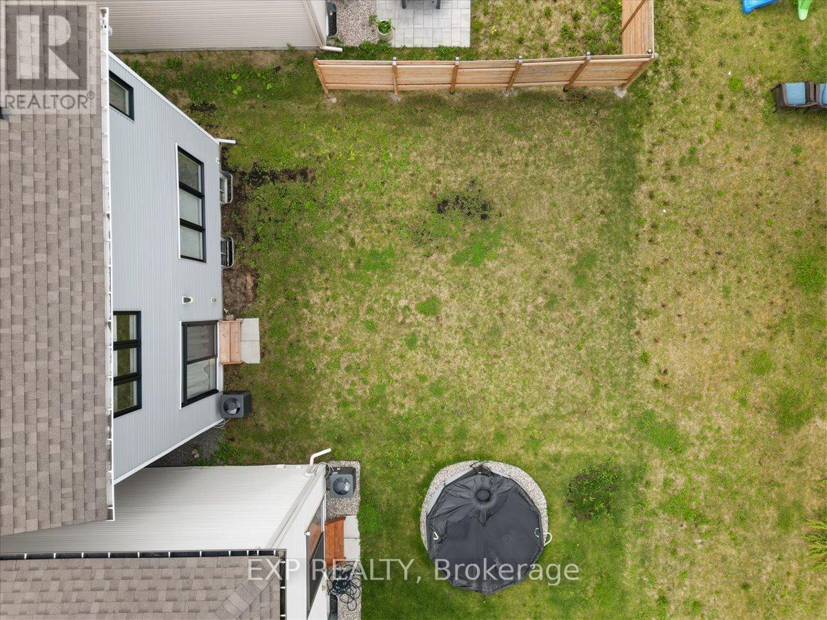 3 Bed, 3 Bath House for Sale in Ottawa – 199 YEARLING CIRCLE, Ottawa – MLS# X13490496 - Image 37