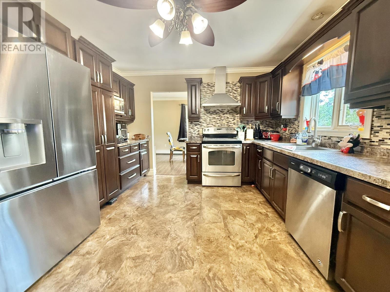 108 Newson Court - 11