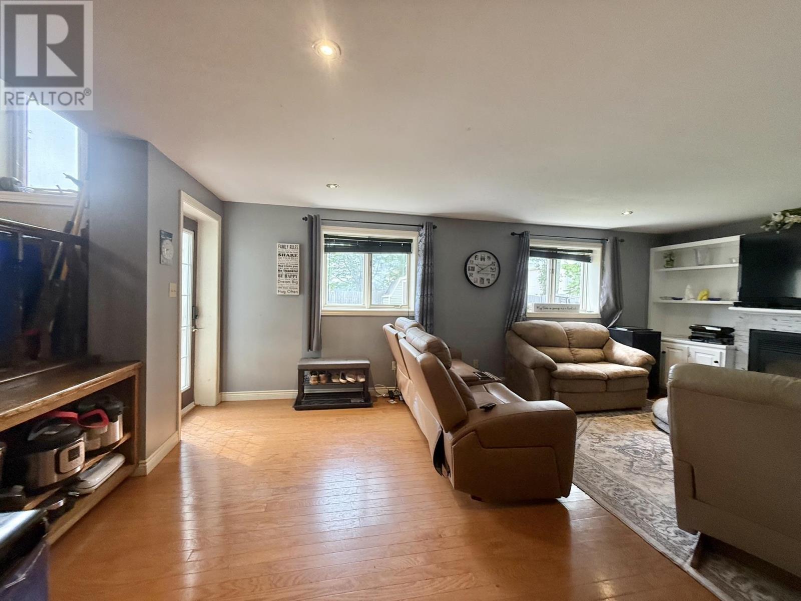 108 Newson Court - 19