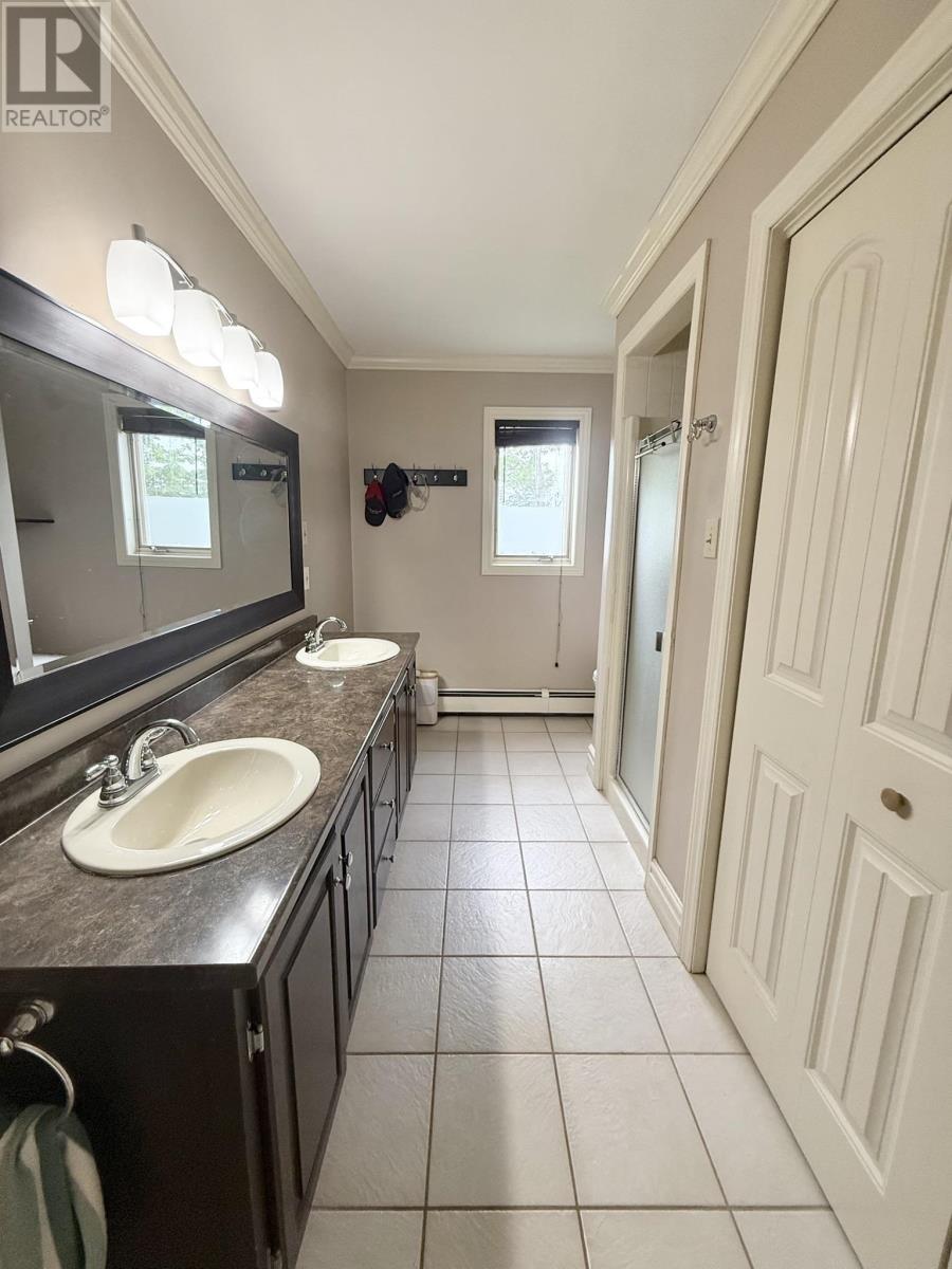 108 Newson Court - 24