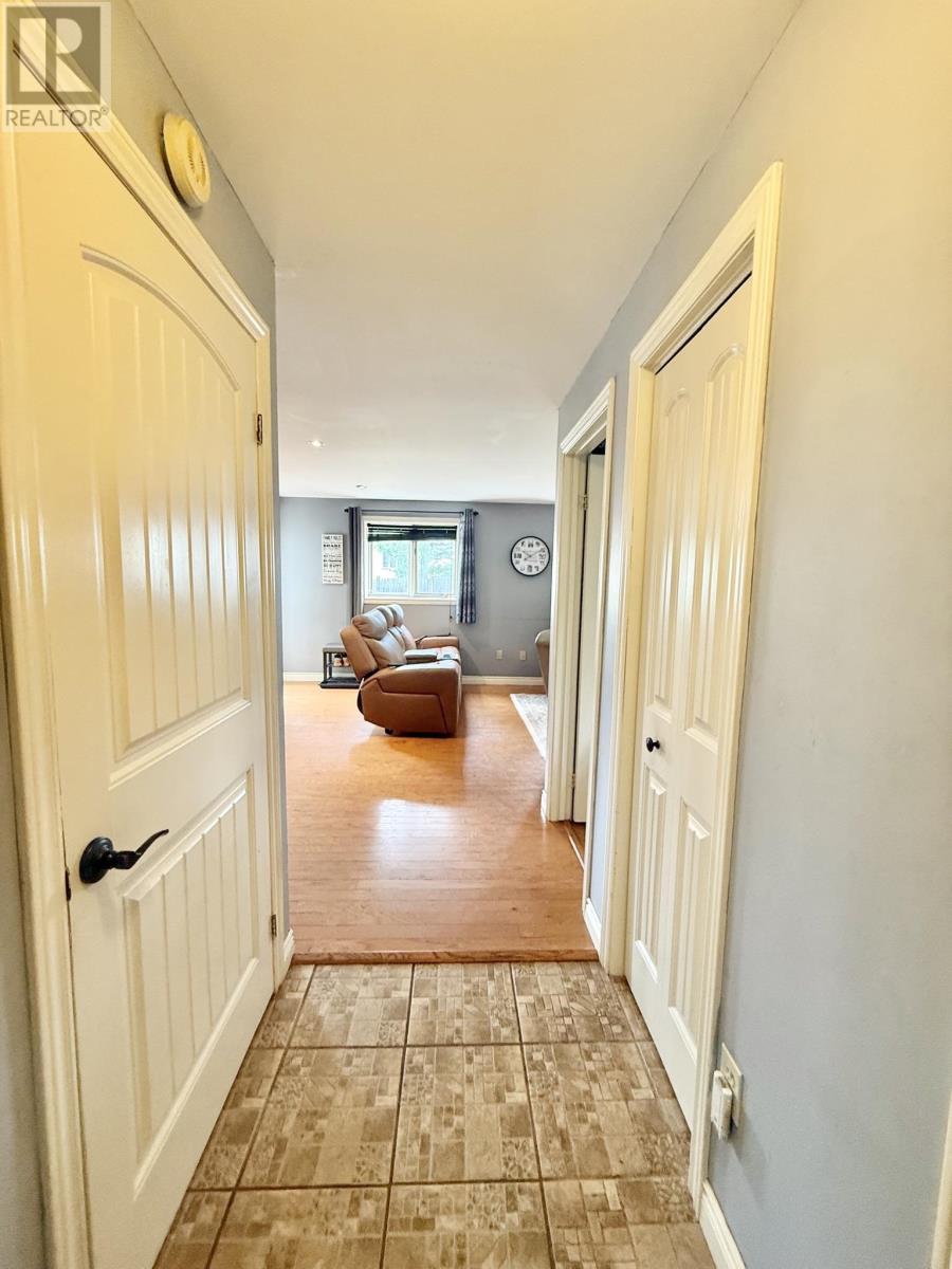 108 Newson Court - 32