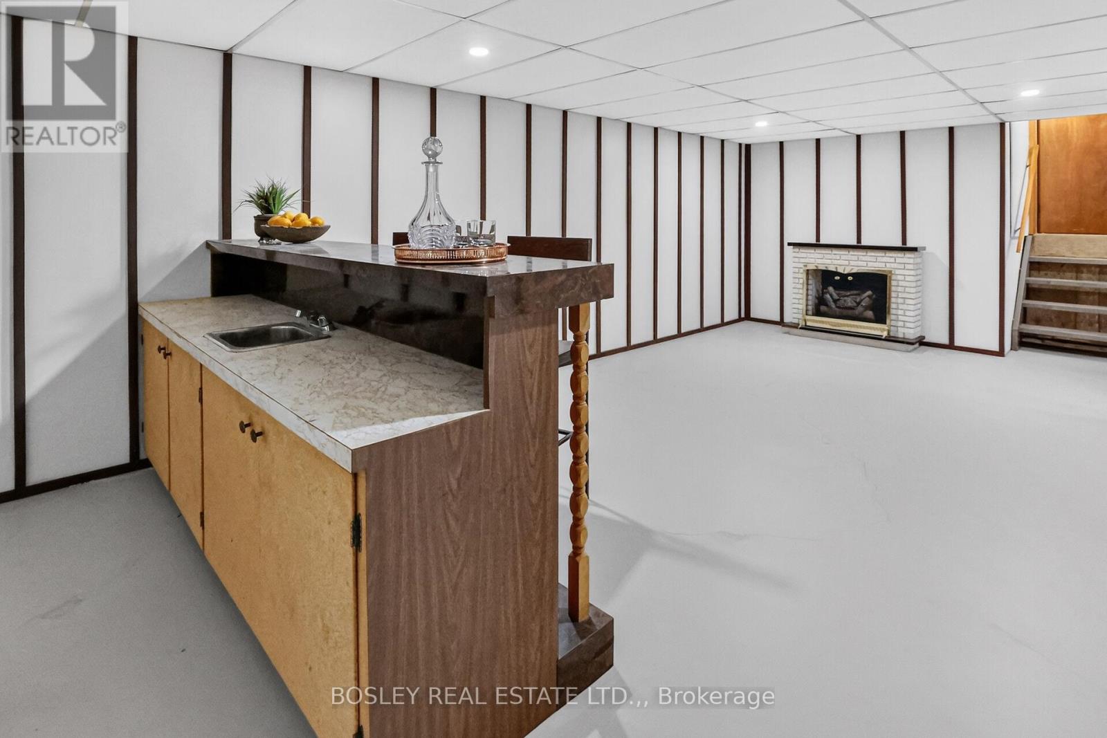 8410 ARES COURT - 32