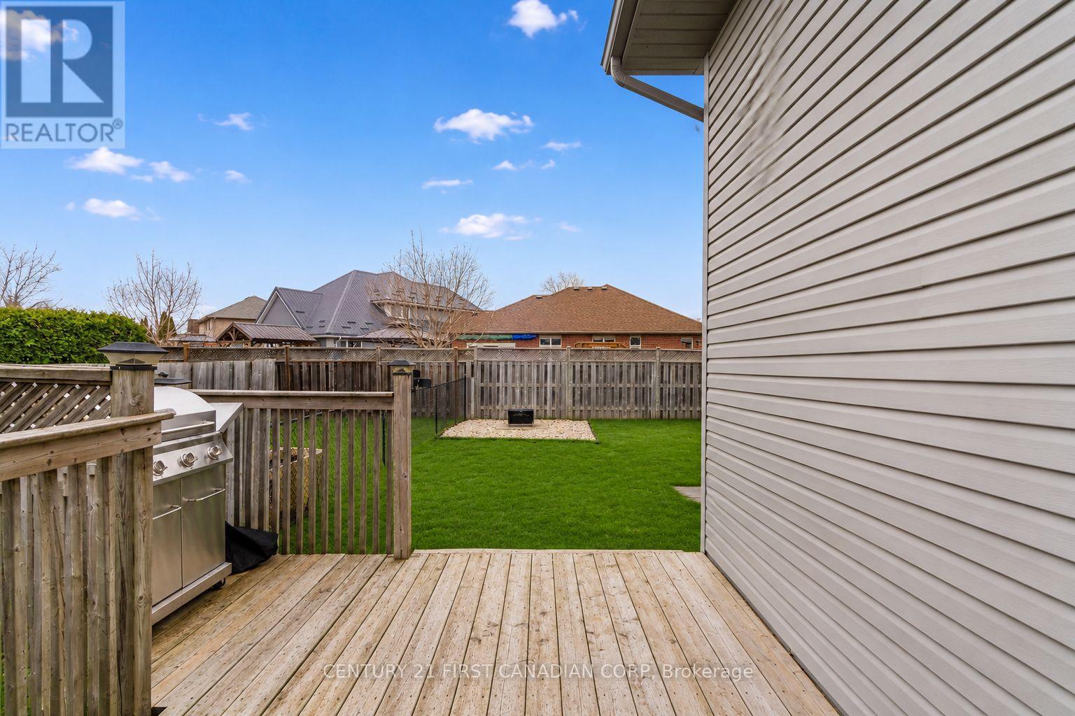 17 COTTONWOOD DRIVE - 43