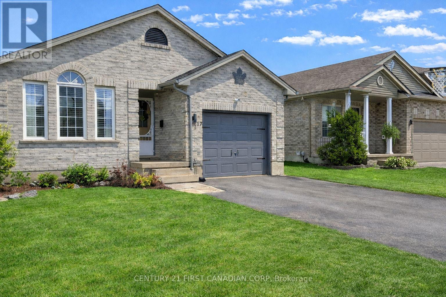 17 COTTONWOOD DRIVE - 5