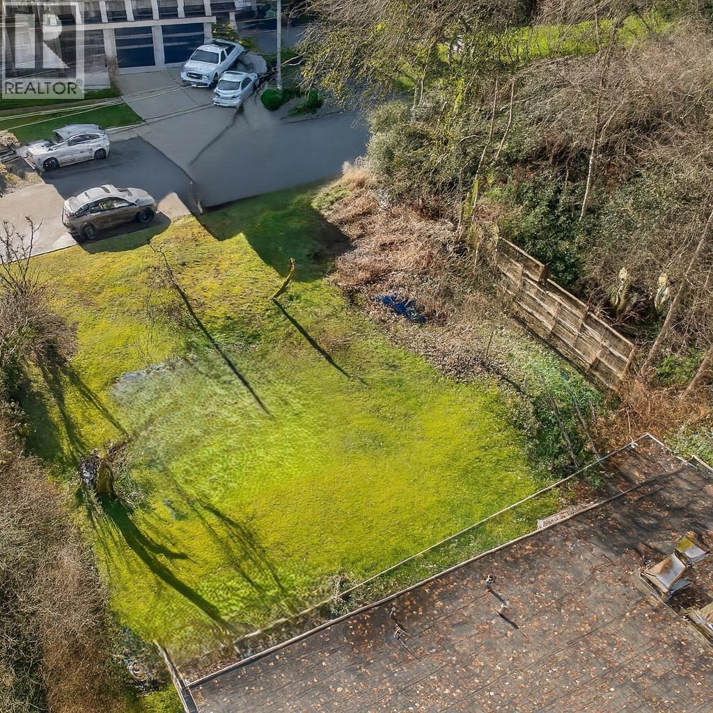 2217 ST GEORGE STREET, Port Moody