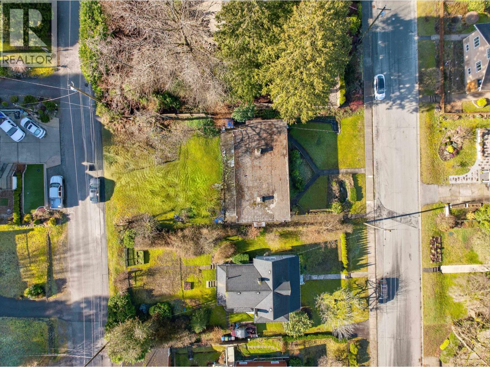 2217 ST GEORGE STREET, Port Moody