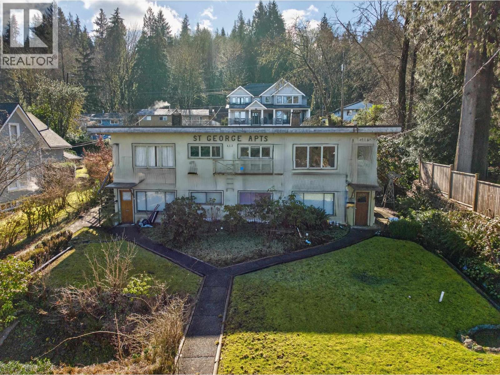 2217 ST GEORGE STREET, Port Moody