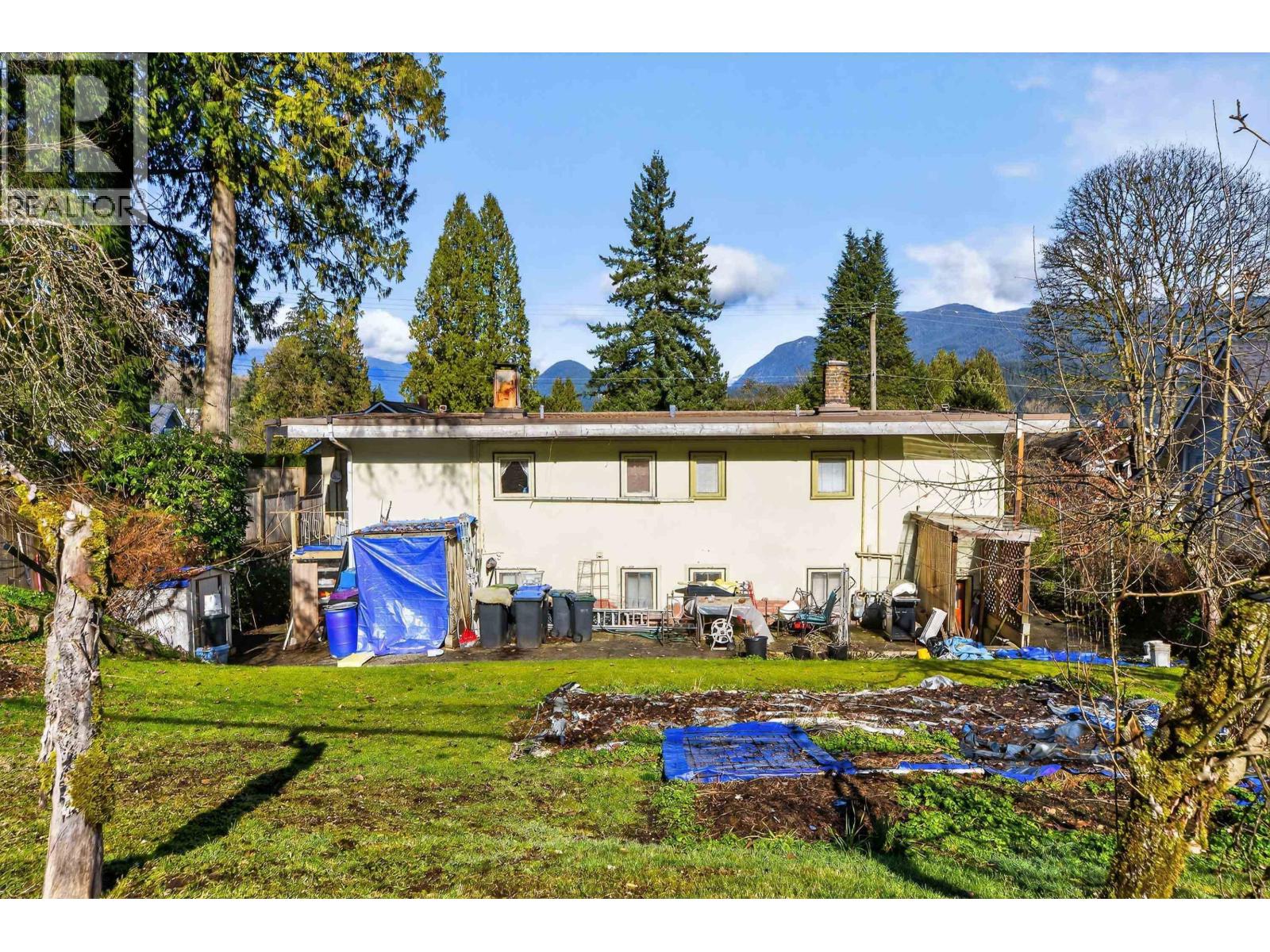 2217 ST GEORGE STREET, Port Moody
