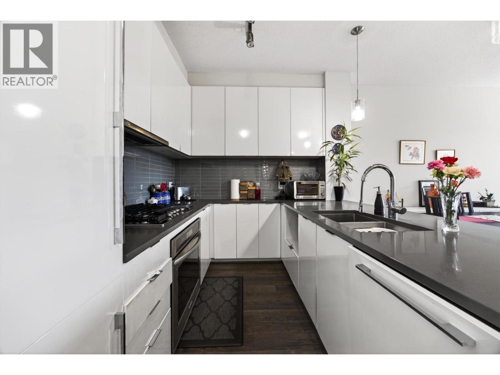 #427-9311 ALEXANDRA Road, Richmond
