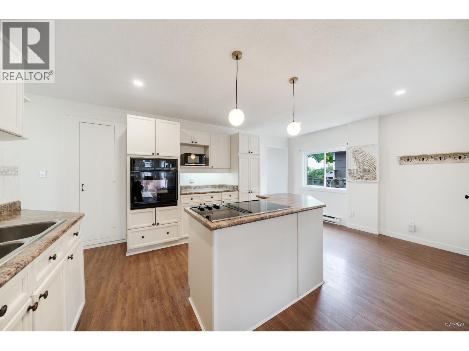 51 CATALINA Crescent, Richmond