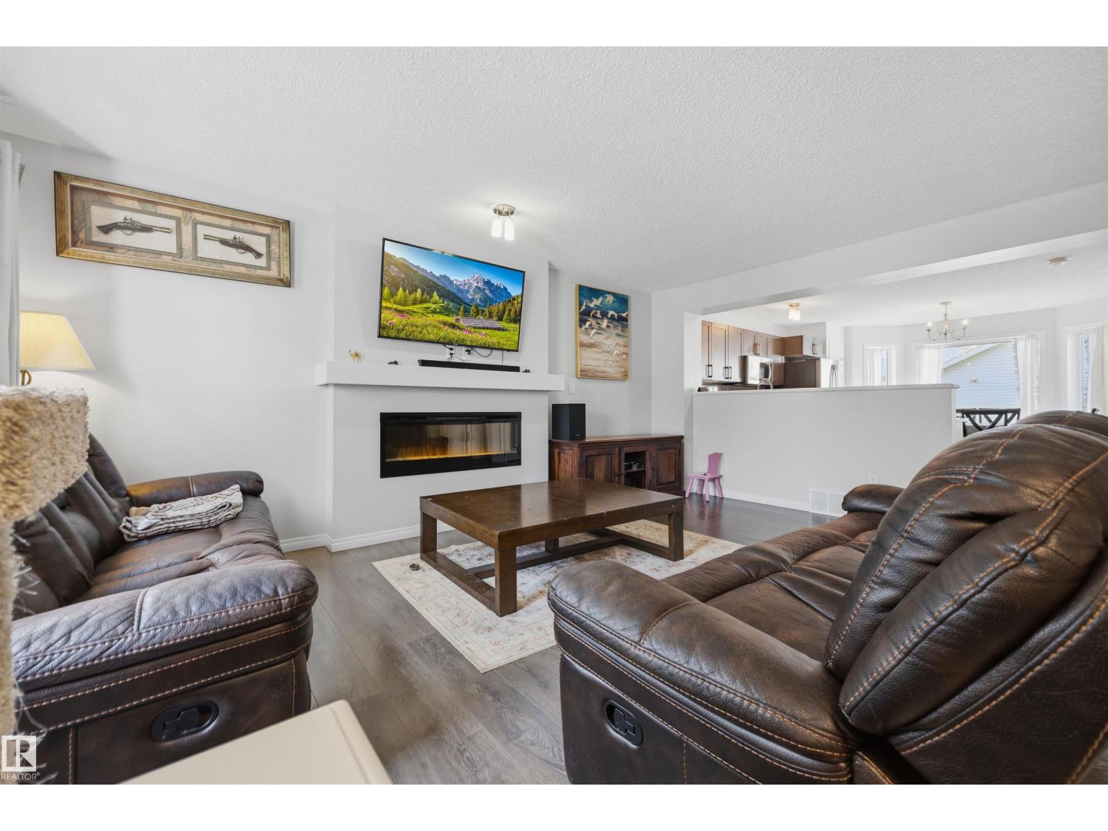 818 EAGLESON LINK NW - 15