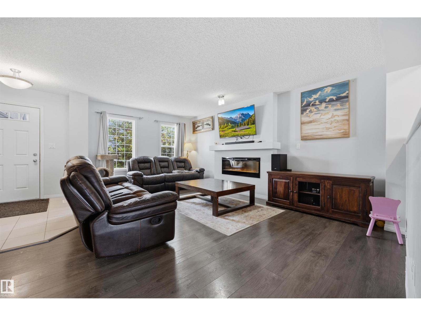 818 EAGLESON LINK NW - 16