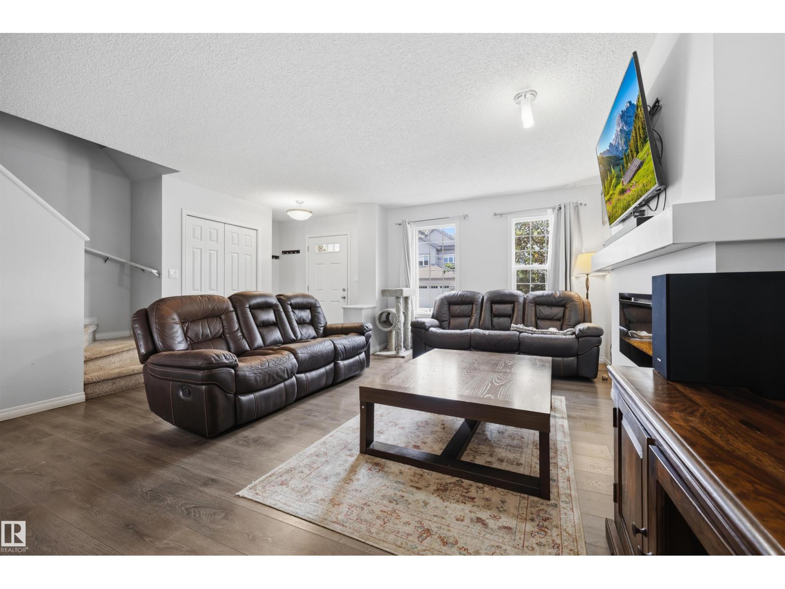 818 EAGLESON LINK NW - 17