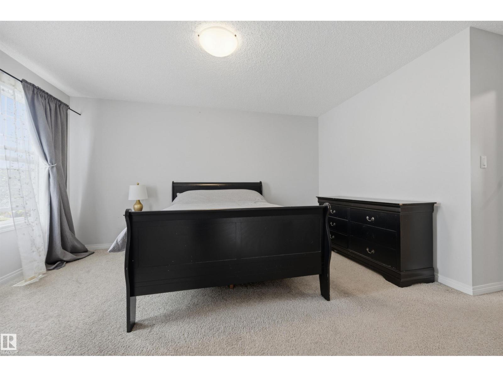 818 EAGLESON LINK NW - 29