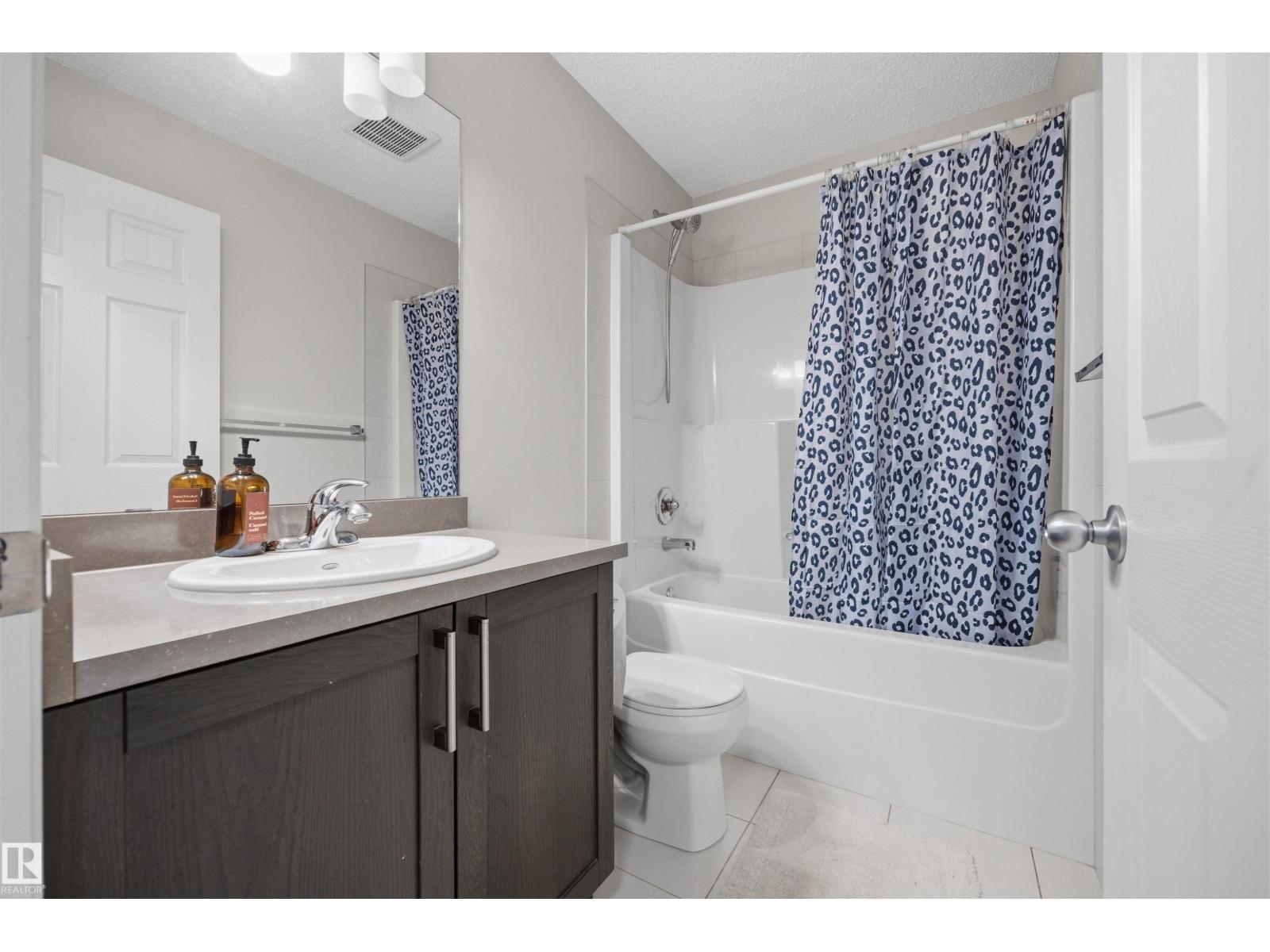 818 EAGLESON LINK NW - 33