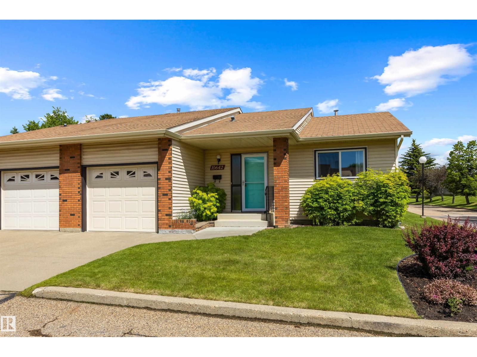 10642 153 AV NW - 1