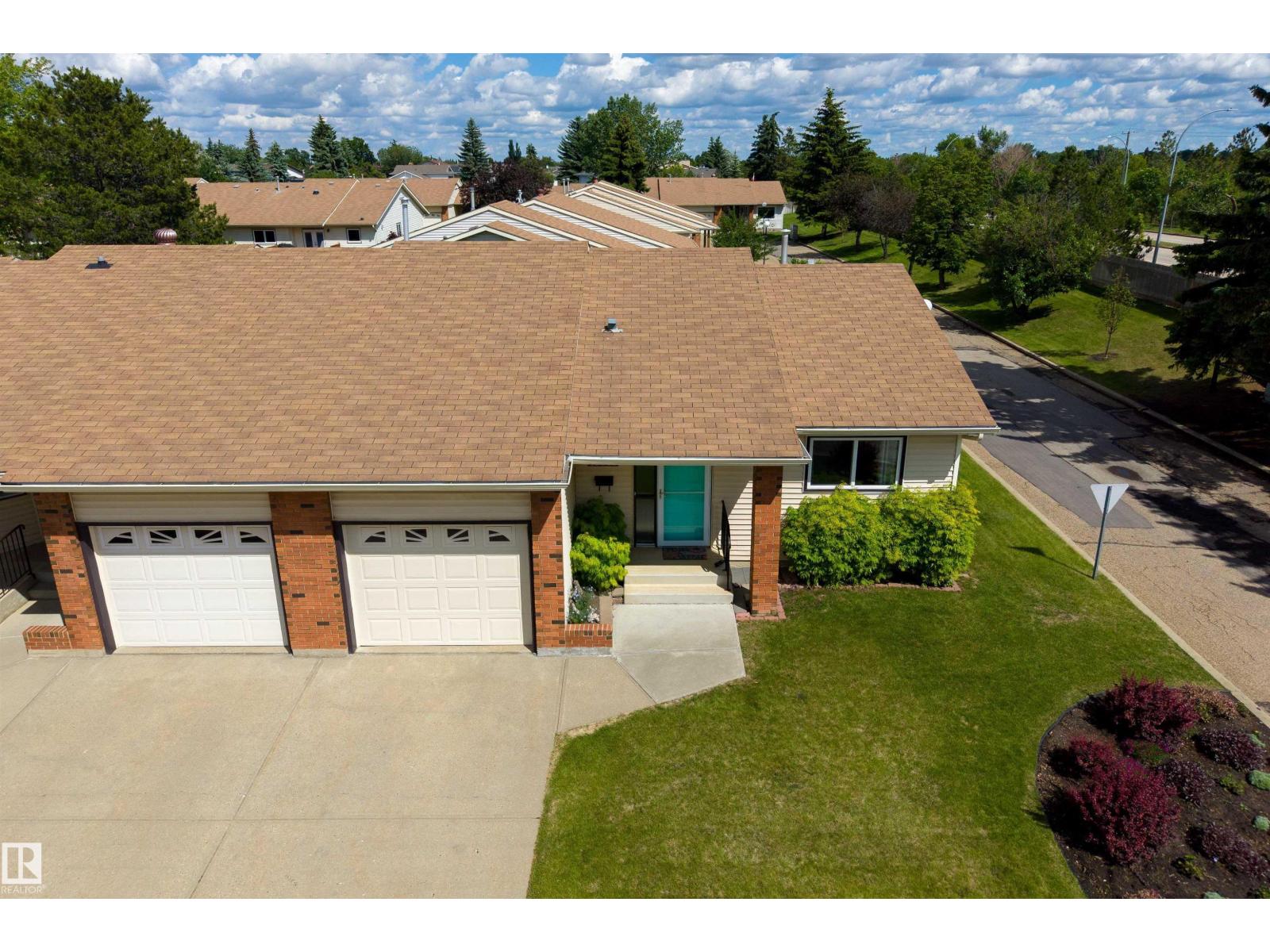 10642 153 AV NW - 37