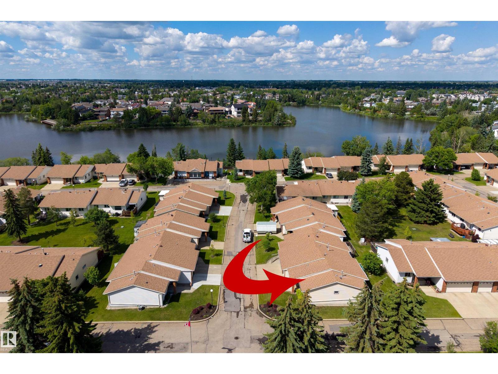 10642 153 AV NW - 40