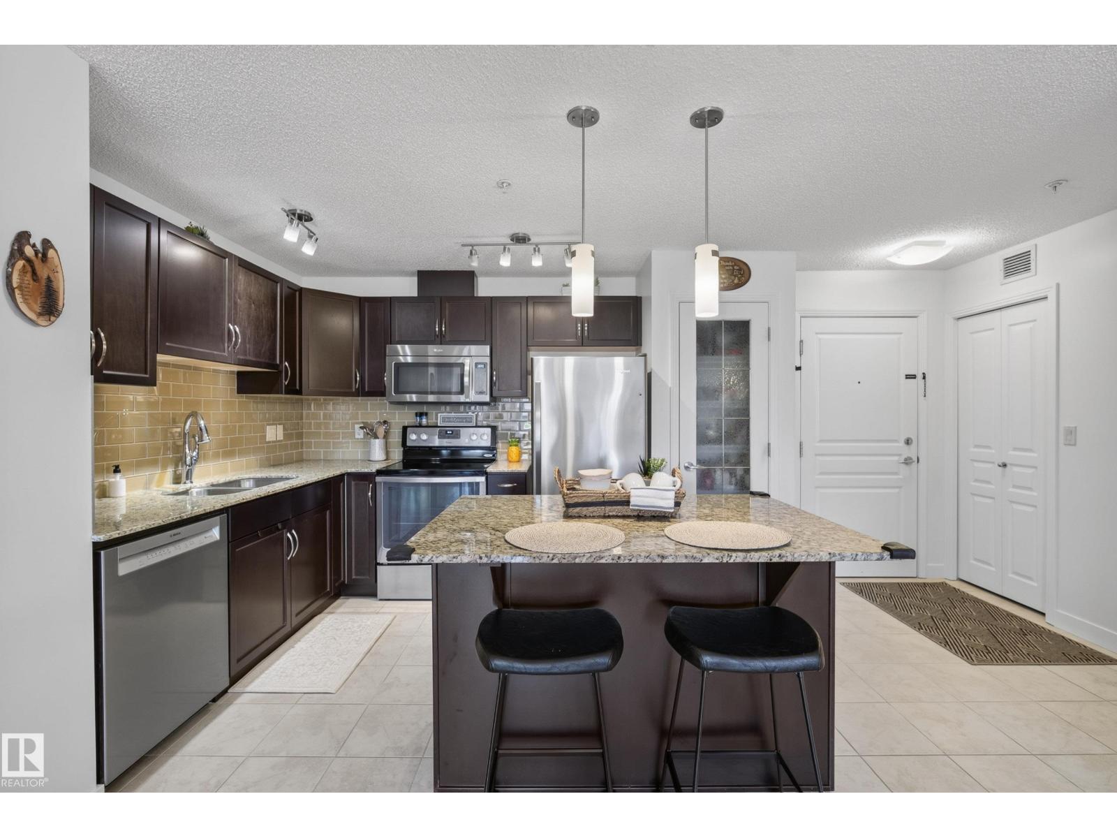 #215 2045 GRANTHAM CT NW - 10