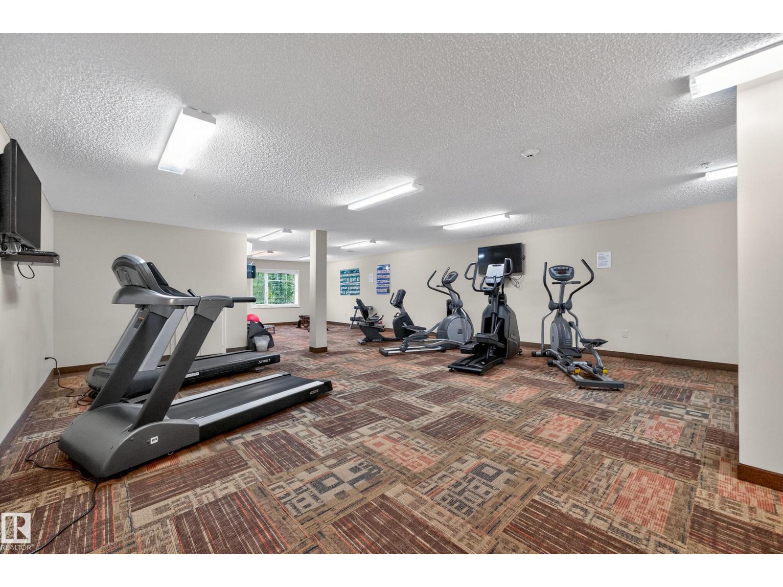 #215 2045 GRANTHAM CT NW - 44