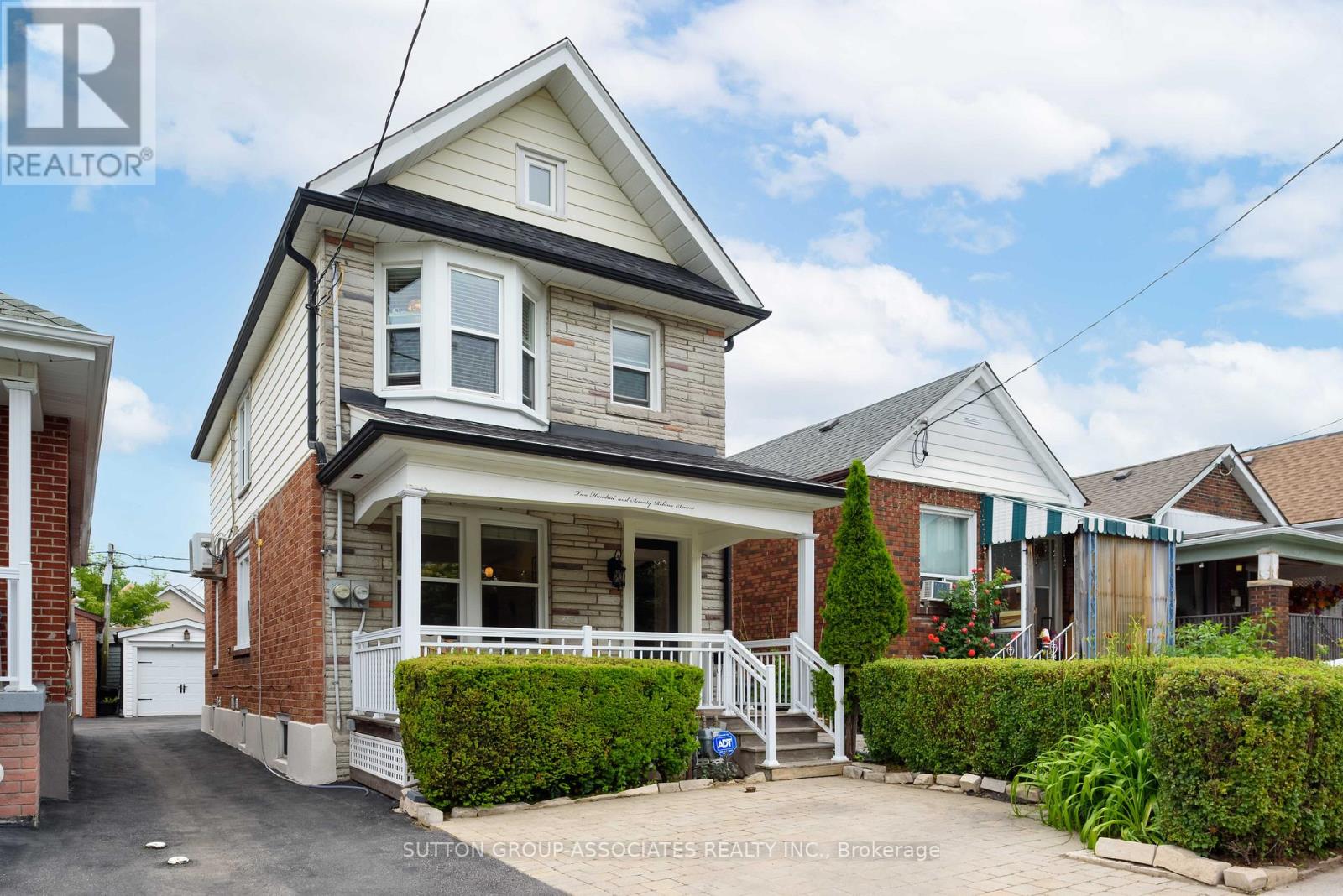 270 ROBINA AVENUE - 1
