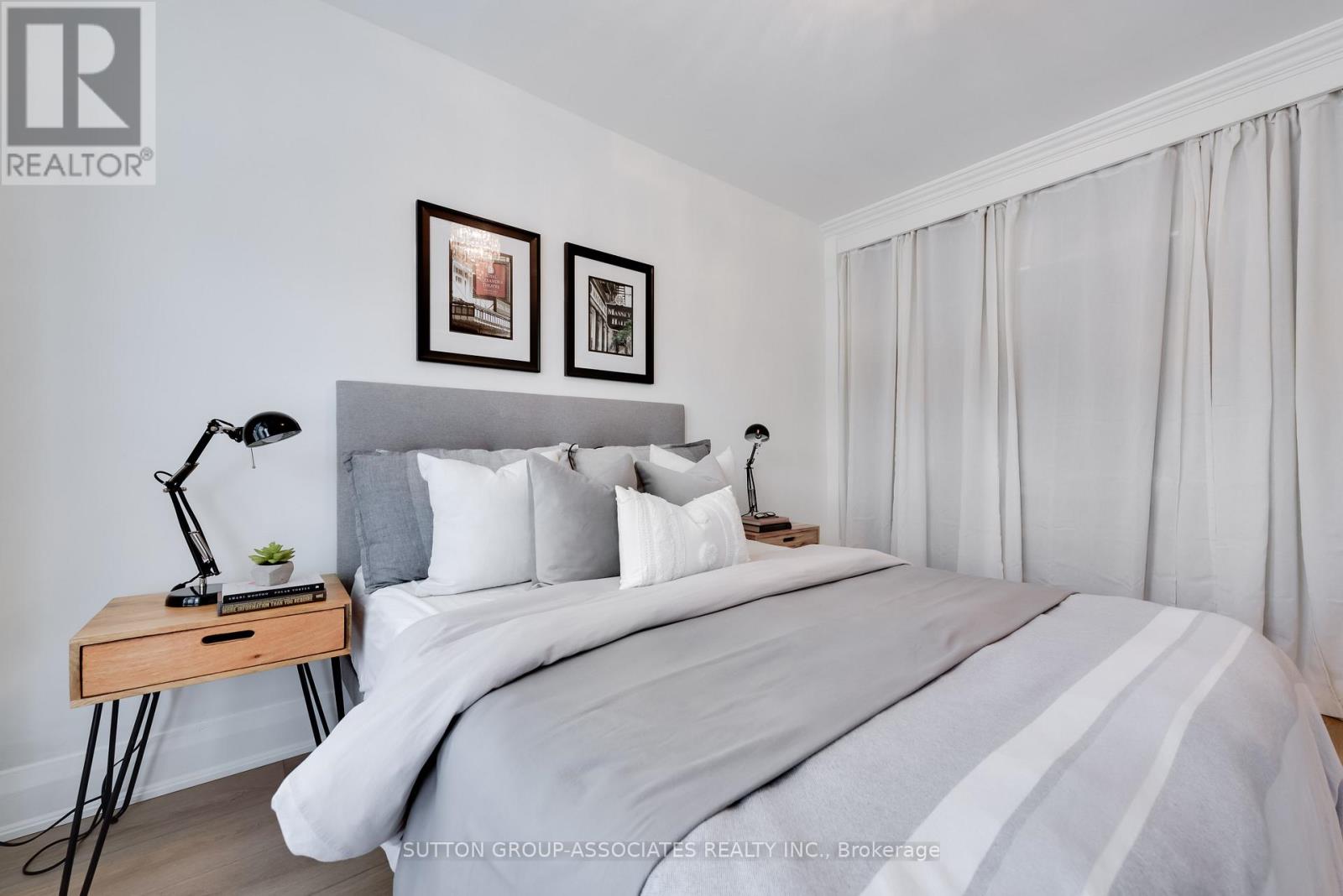 270 ROBINA AVENUE - 22