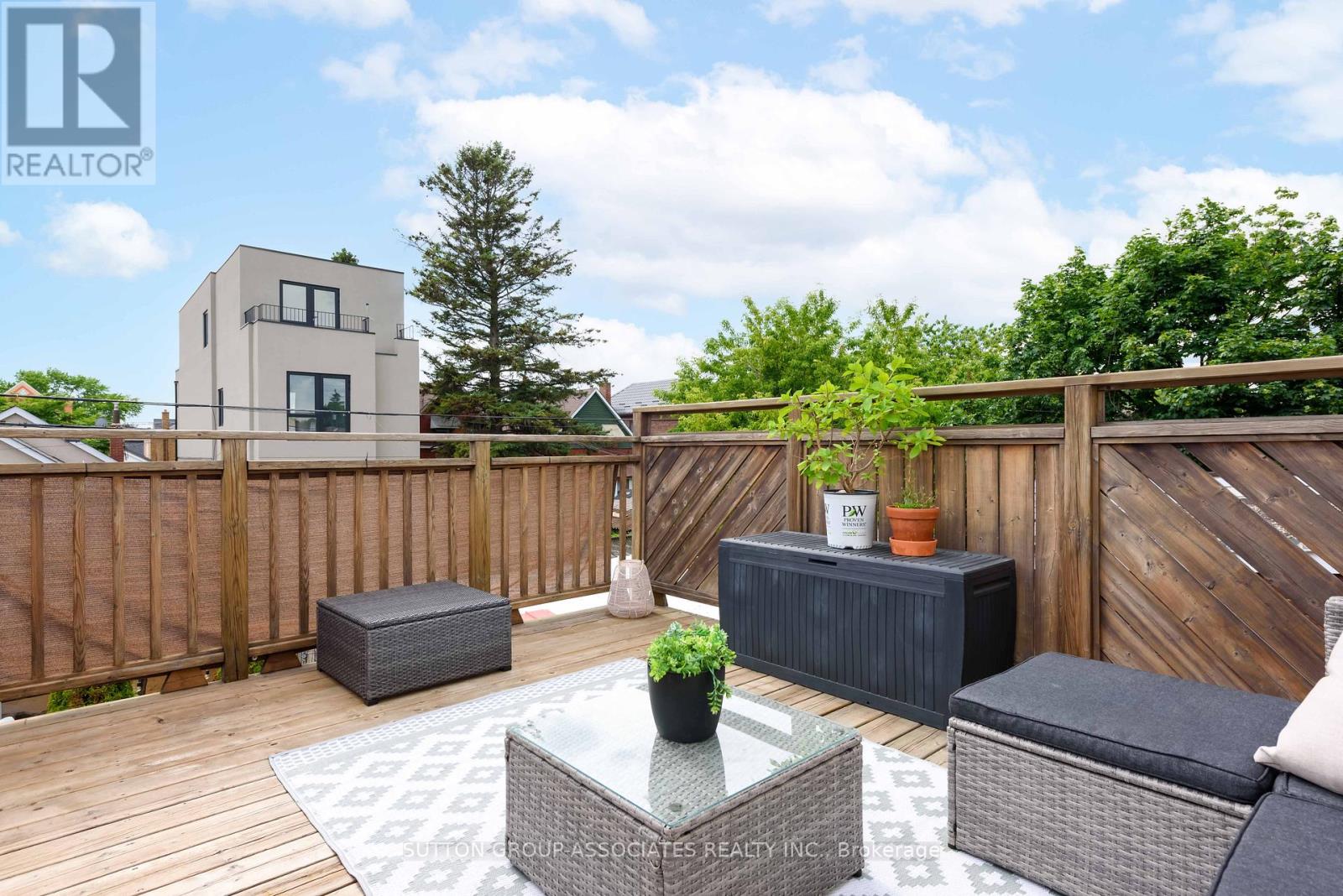 270 ROBINA AVENUE - 24
