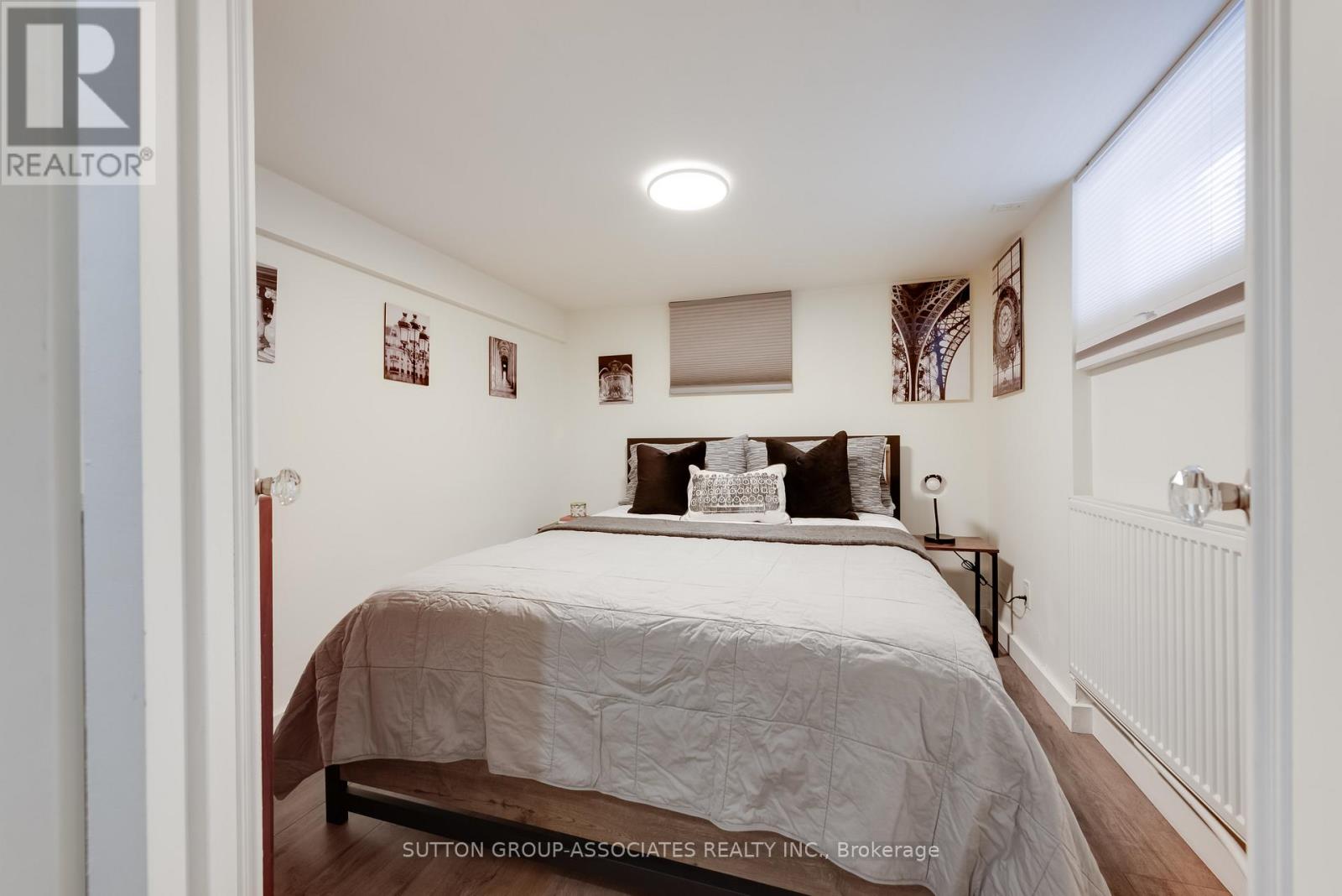 270 ROBINA AVENUE - 31