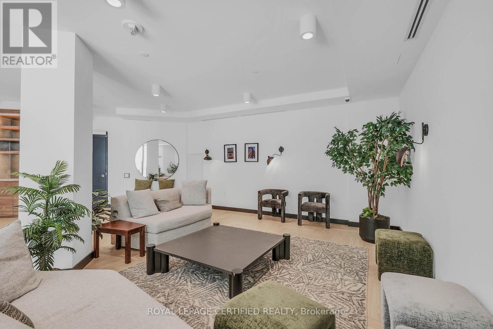 #411 200 SUDBURY STREET - 23