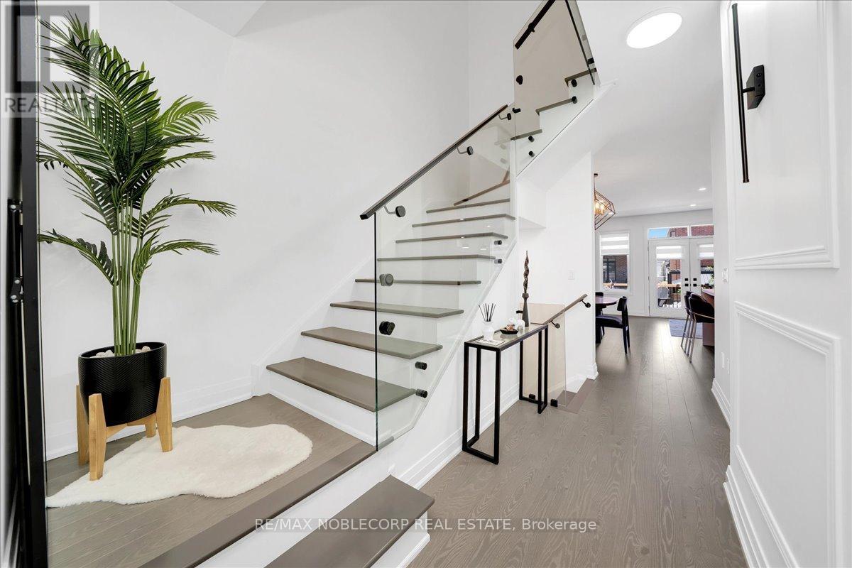 18 GHENT DRIVE - 6