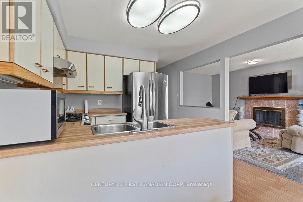 106 PINE VALLEY DRIVE - 23